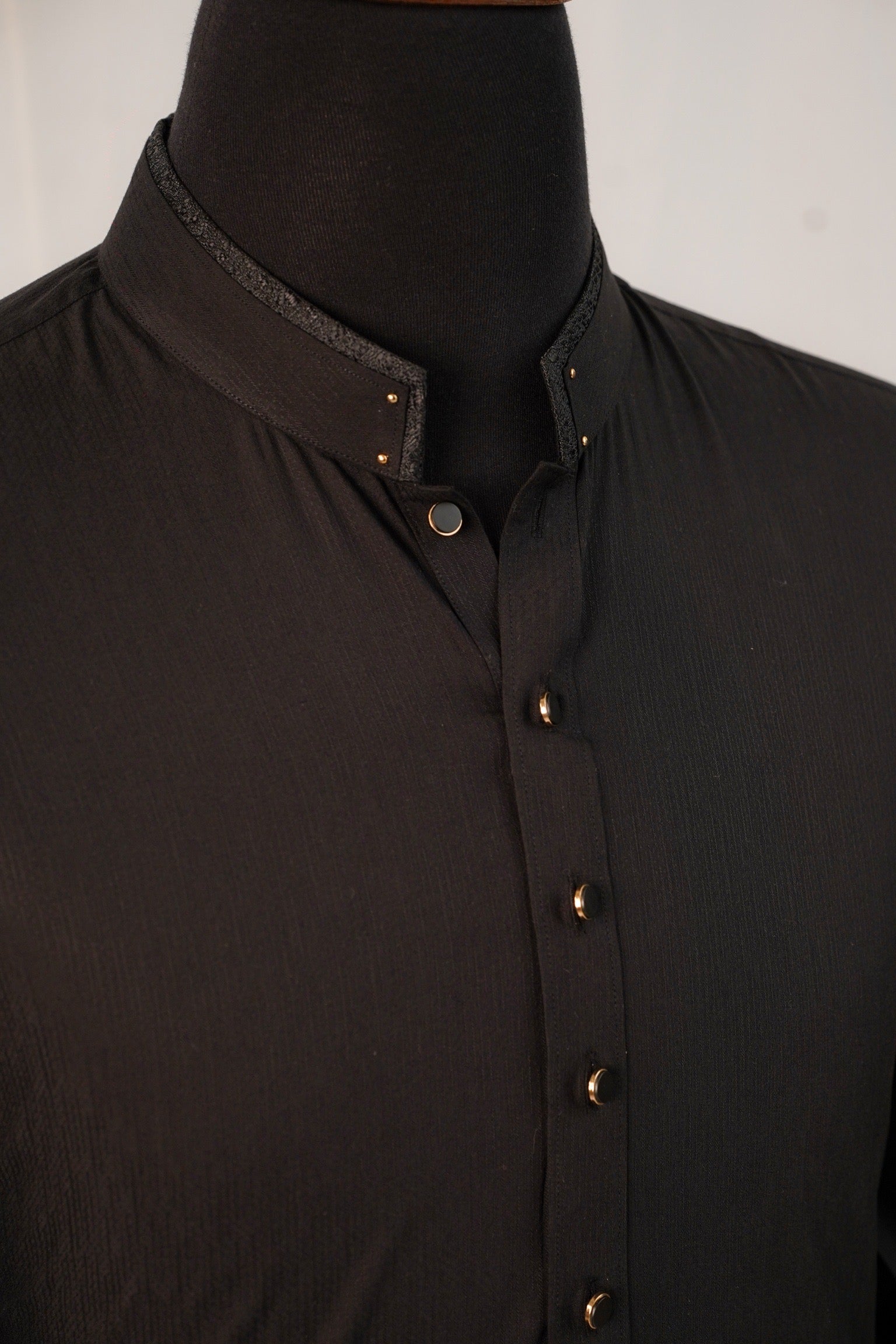 BLACK TEXTURED KURTA TROUSER