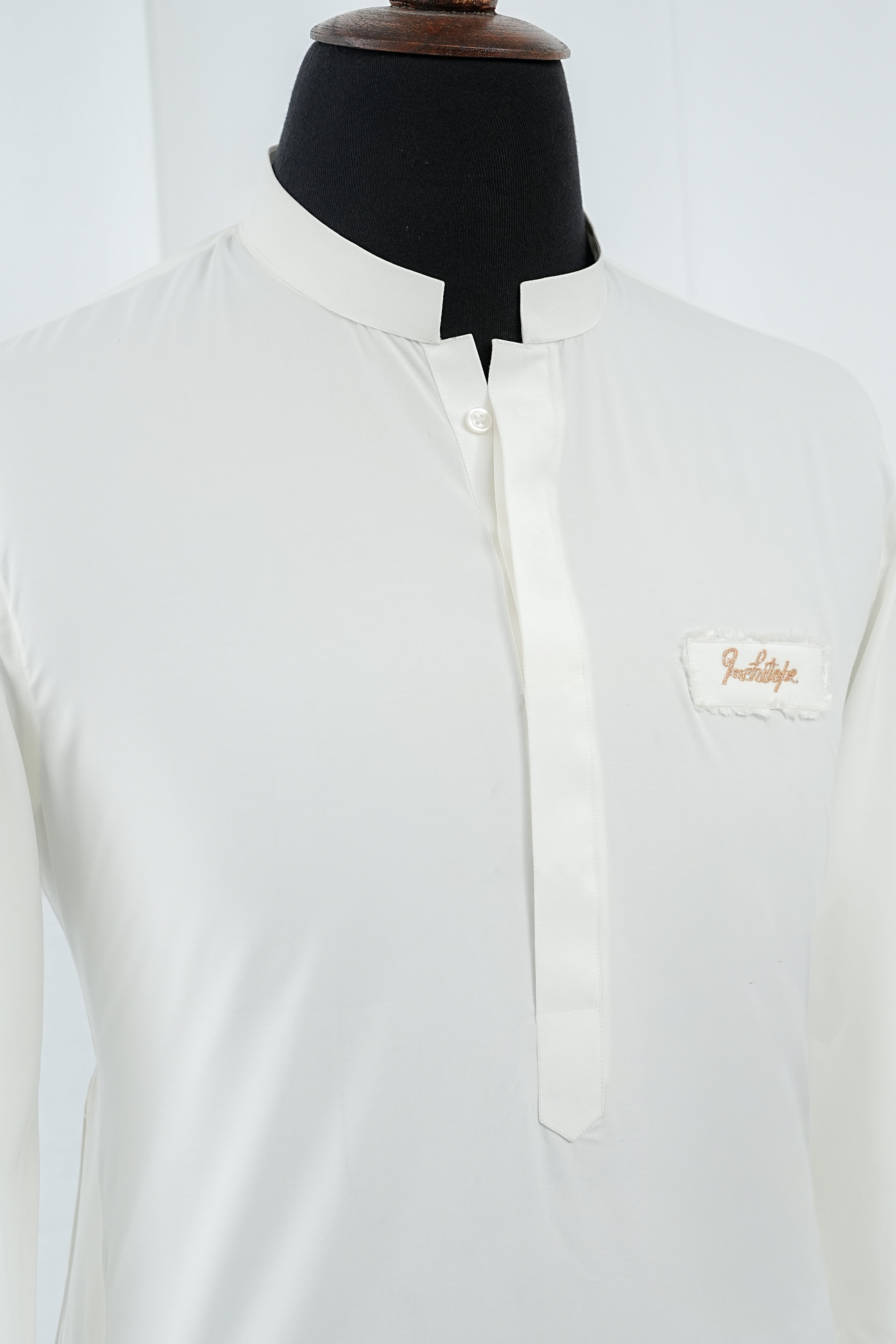 WHITE SIGNATURE KURTA TROUSER