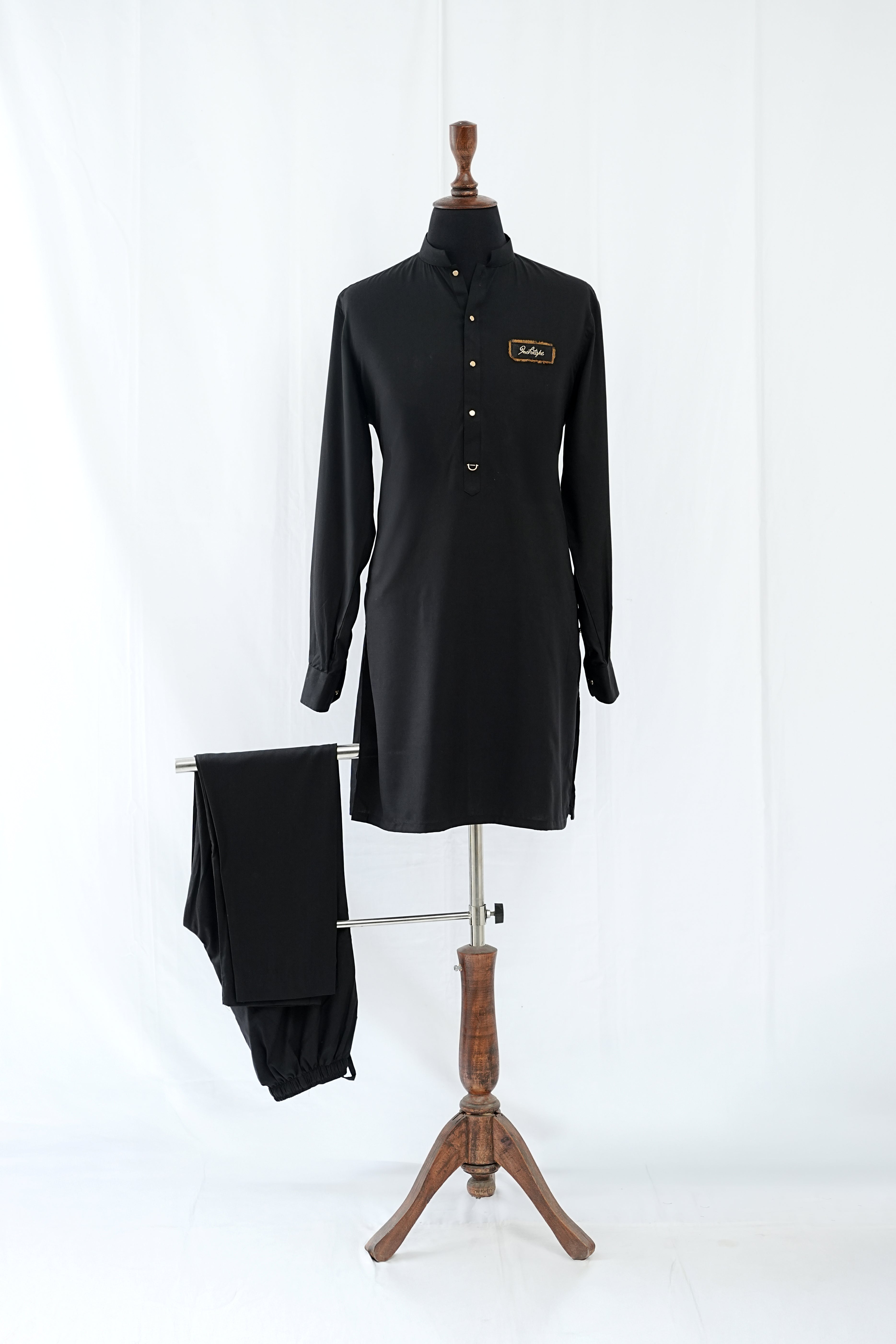 BLACK SIGNATURE KURTA TROUSER