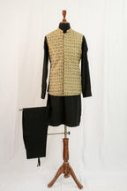 SELF JAMAWAR WAIST COAT
