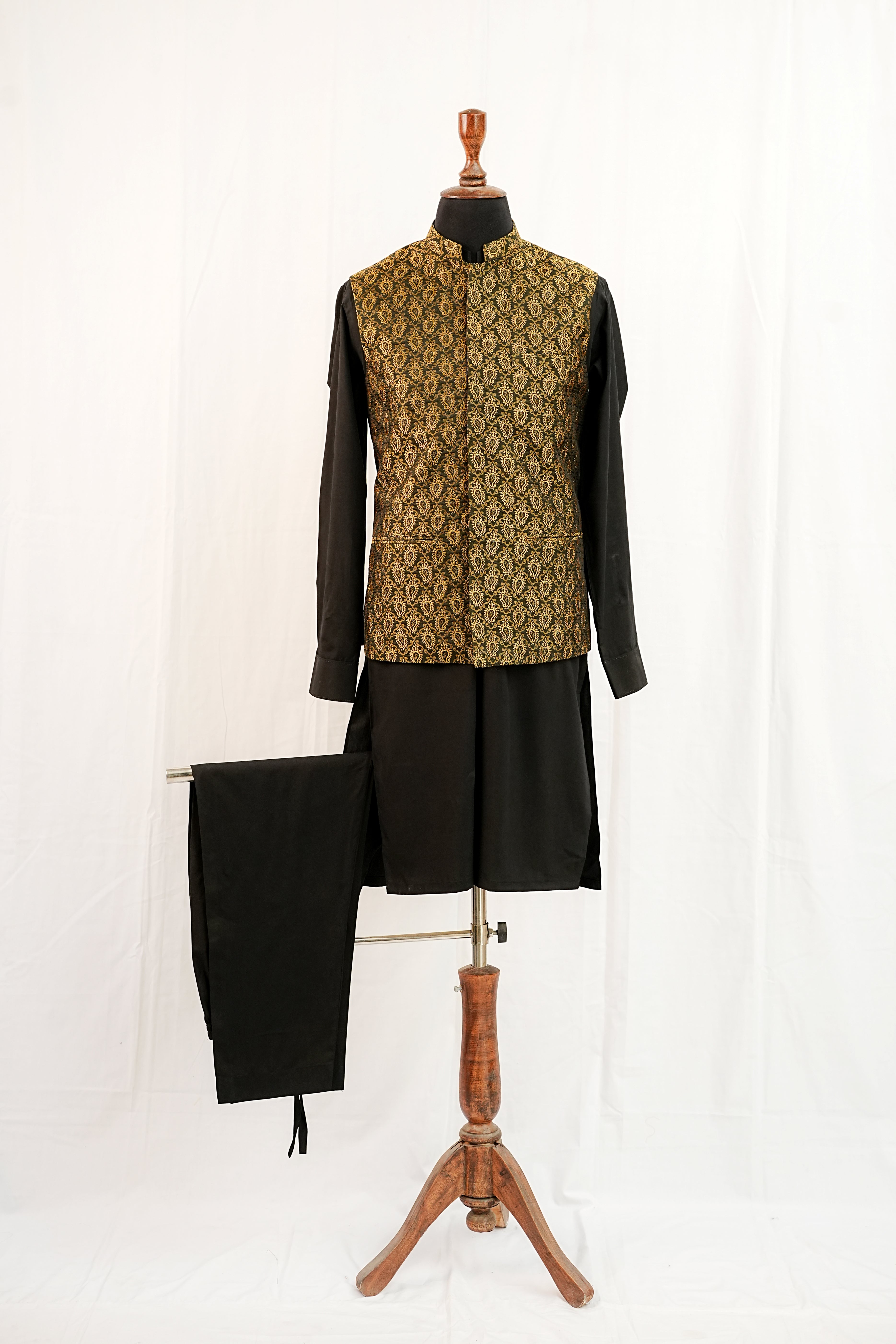 COPPER GOLD JAMAWAR WAIST COAT