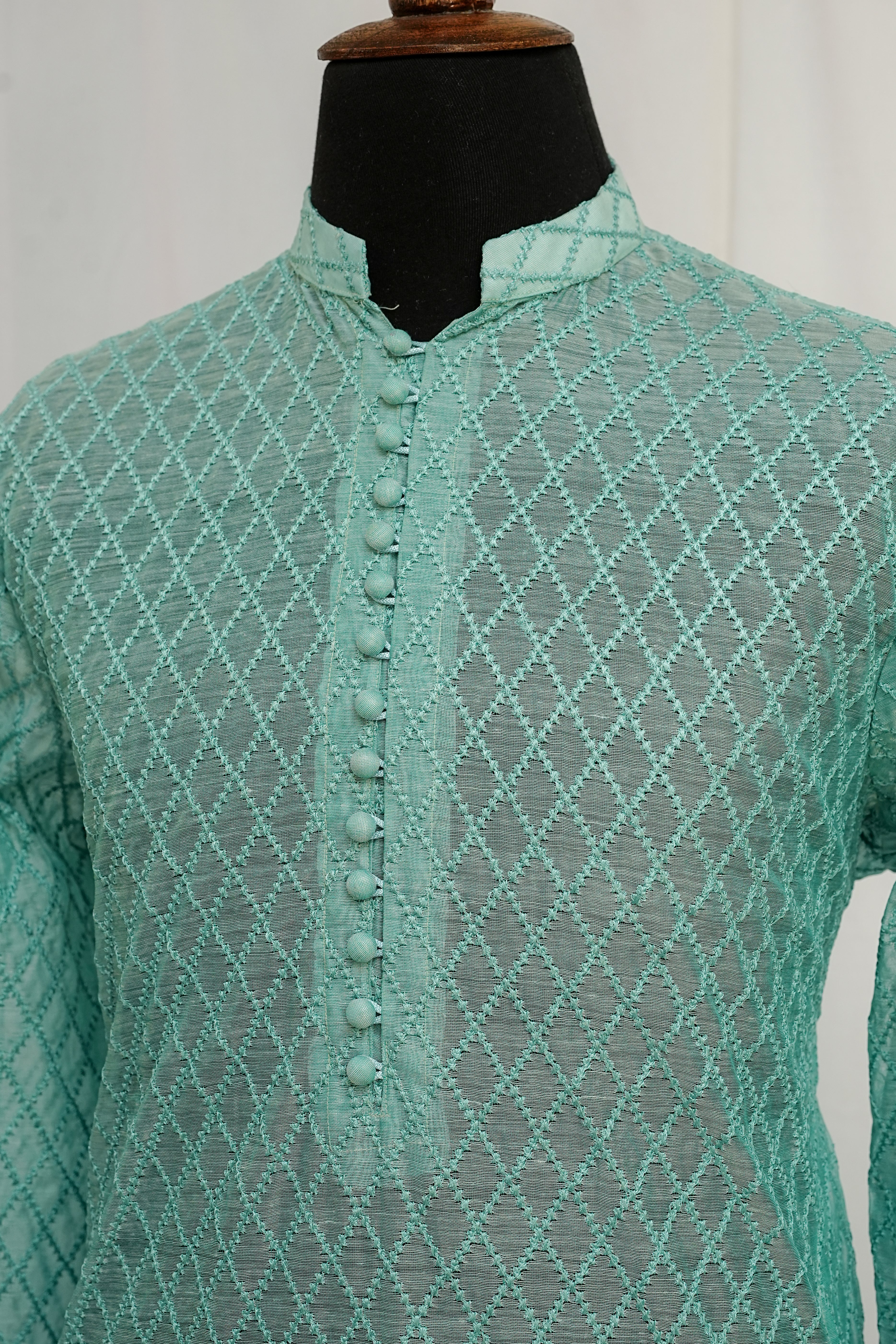 TURQOUIS EMBROIDERED KURTA TROUSER