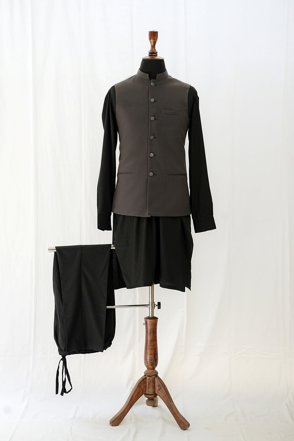 CHARCOAL BROWN WAIST COAT