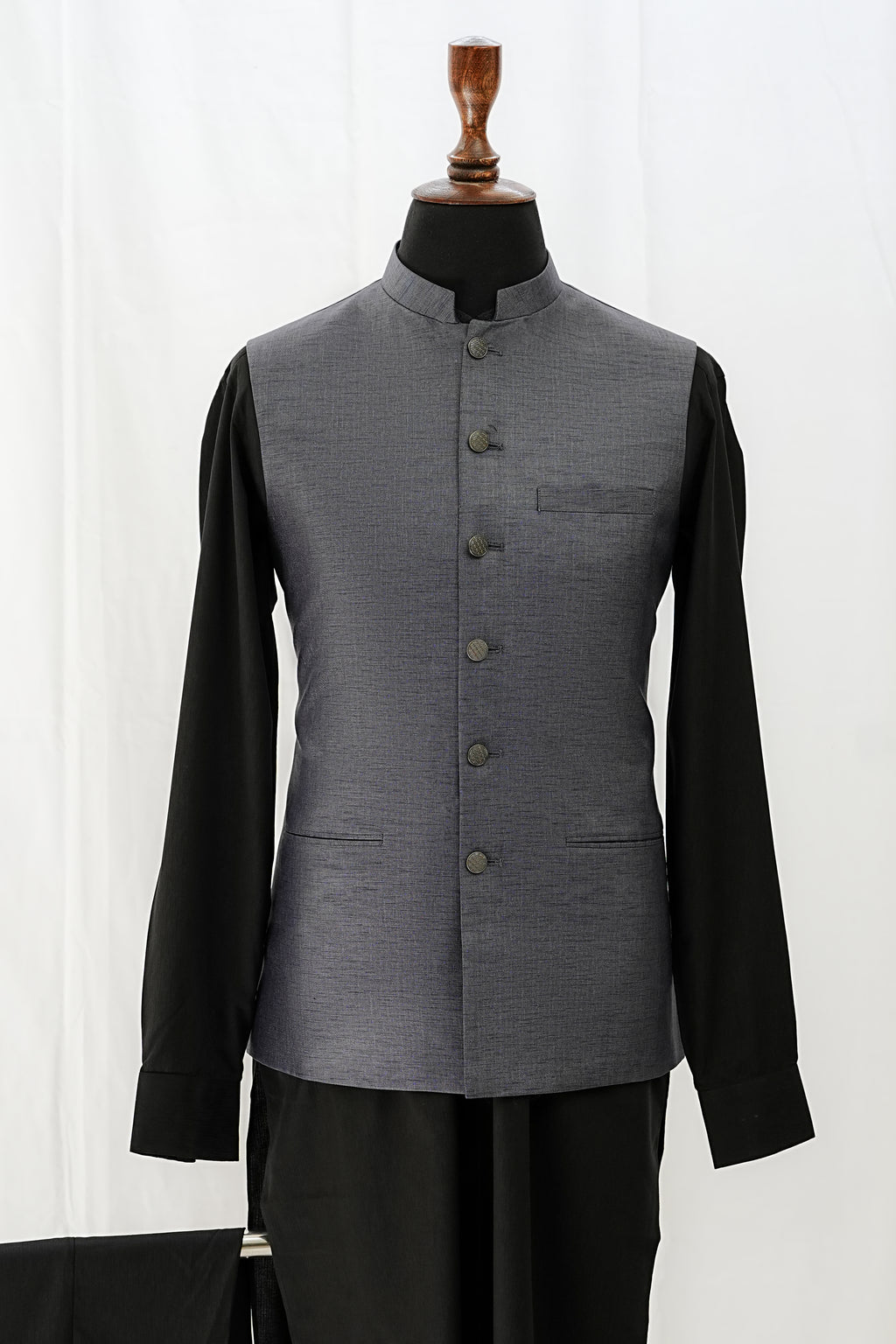 GREY TEXTURED WAIST COAT