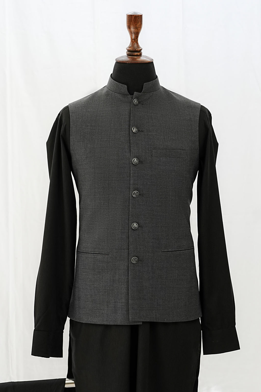 BURBERRY DARK GREY WAIST COAT