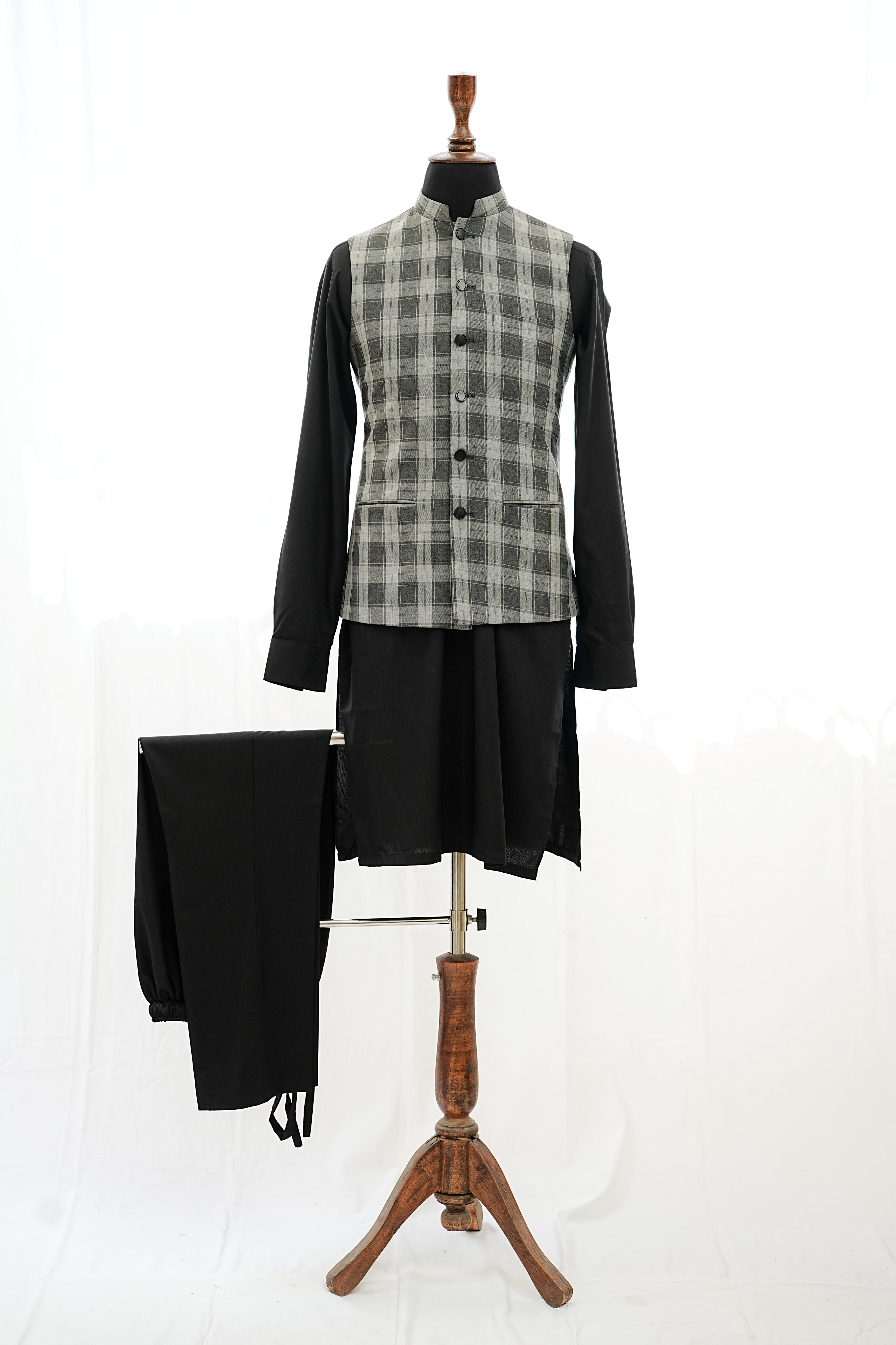 BIG CHECKERED WAIST COAT