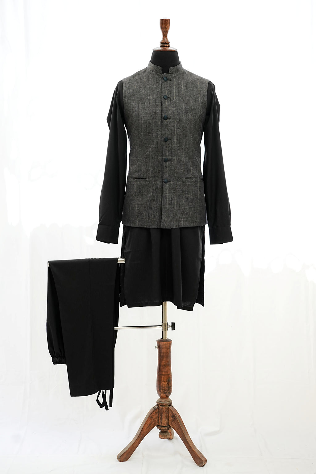 MULTI CHECKS WAIST COAT