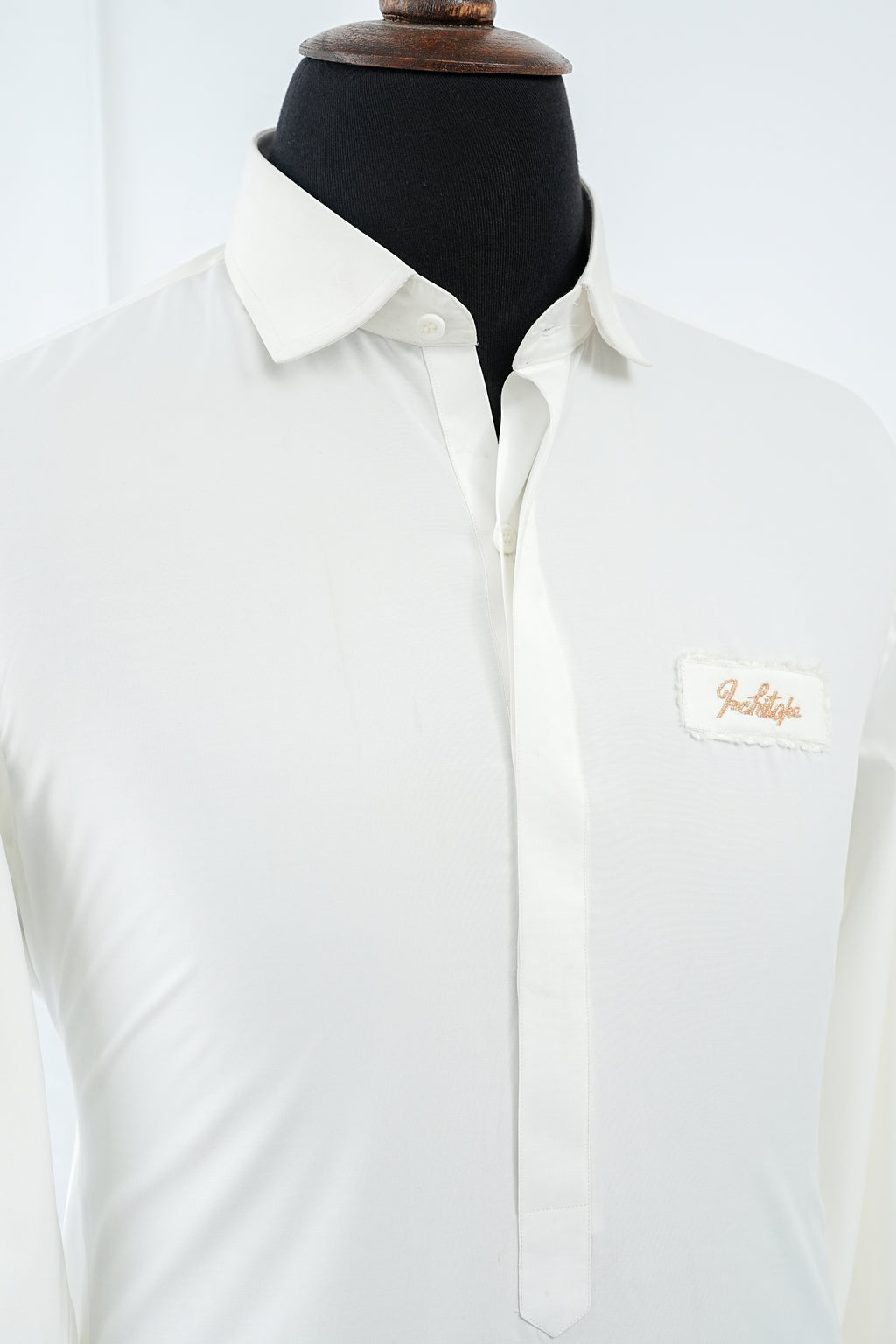 WHITE SIGNATURE SHALWAR KAMEEZ