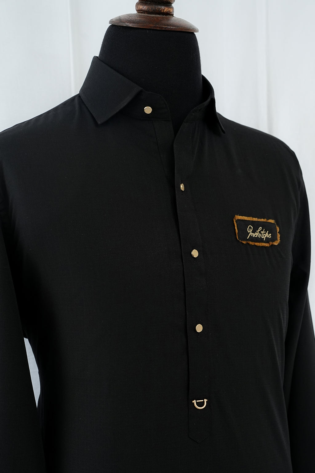 BLACK SIGNATURE SHALWAR KAMEEZ